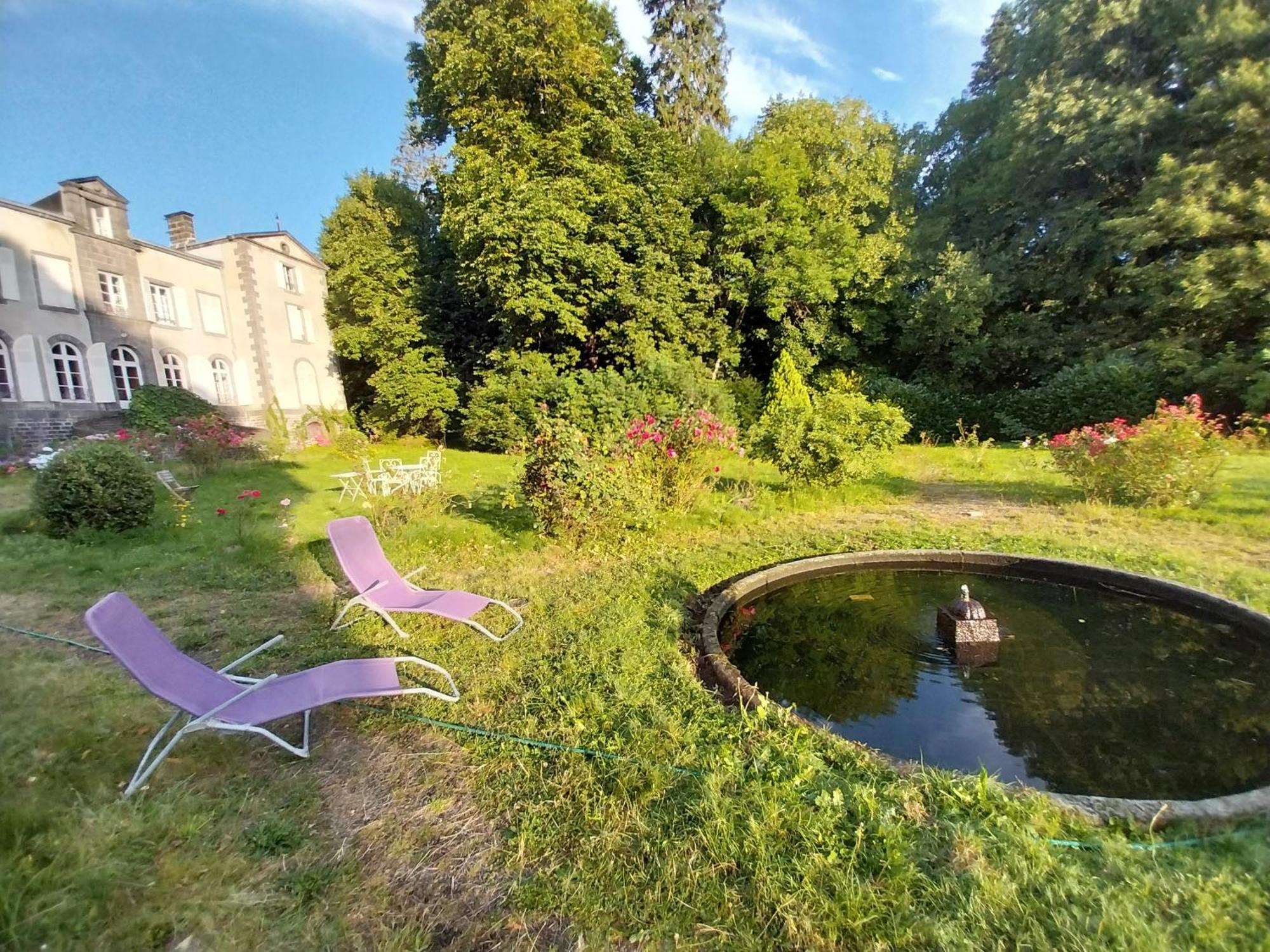 Chambres D'Hotes Au Domaine Des Possibles Orcines Exterior foto